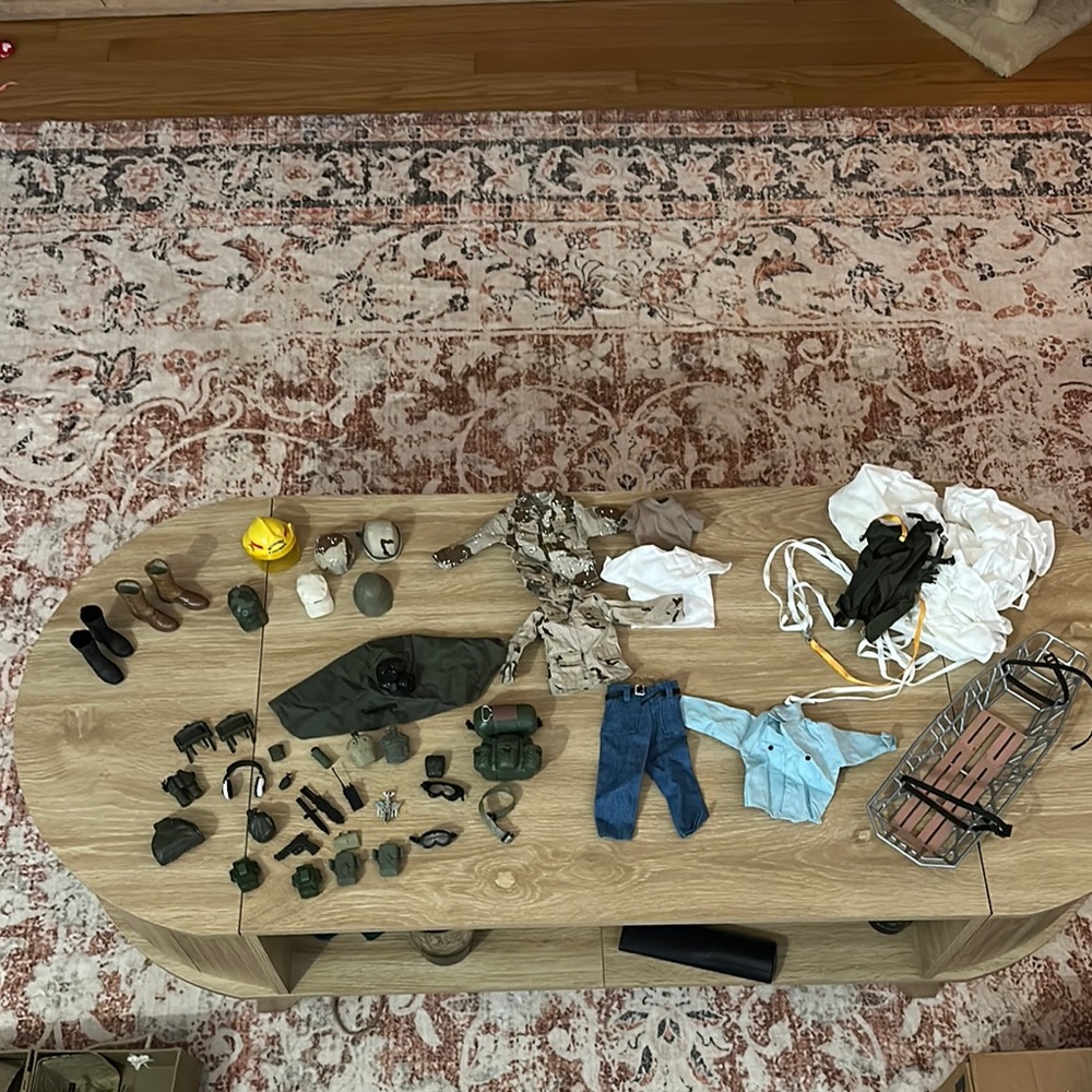 GI Joe Action Figure Accessories Set